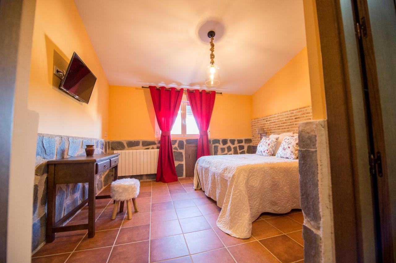 Casa Rural Encinar De Las Flores Los Navalucillos 외부 사진